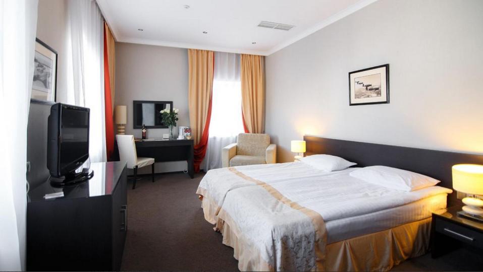 Optima Kropyvnytskyi Hotel Luaran gambar