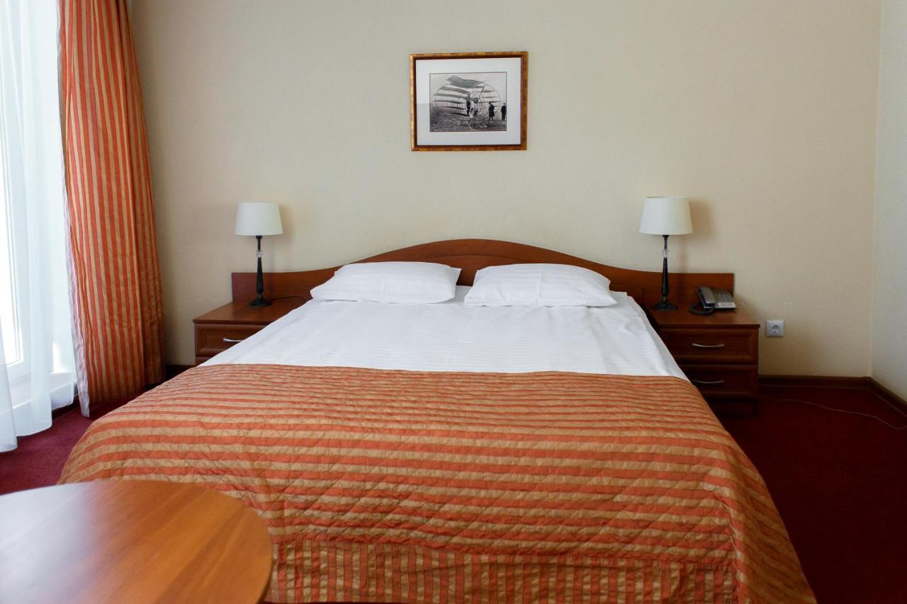 Optima Kropyvnytskyi Hotel Luaran gambar