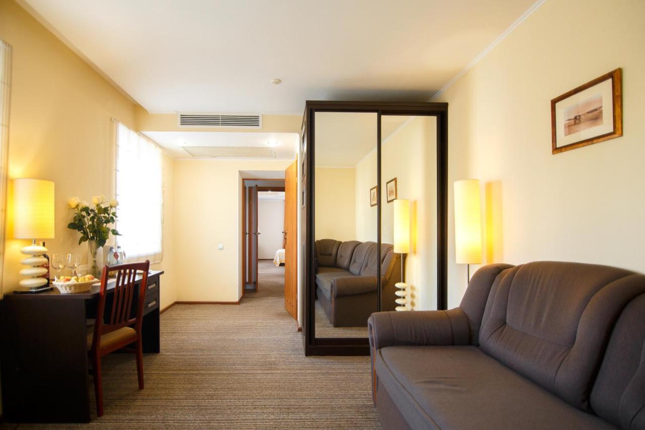 Optima Kropyvnytskyi Hotel Luaran gambar