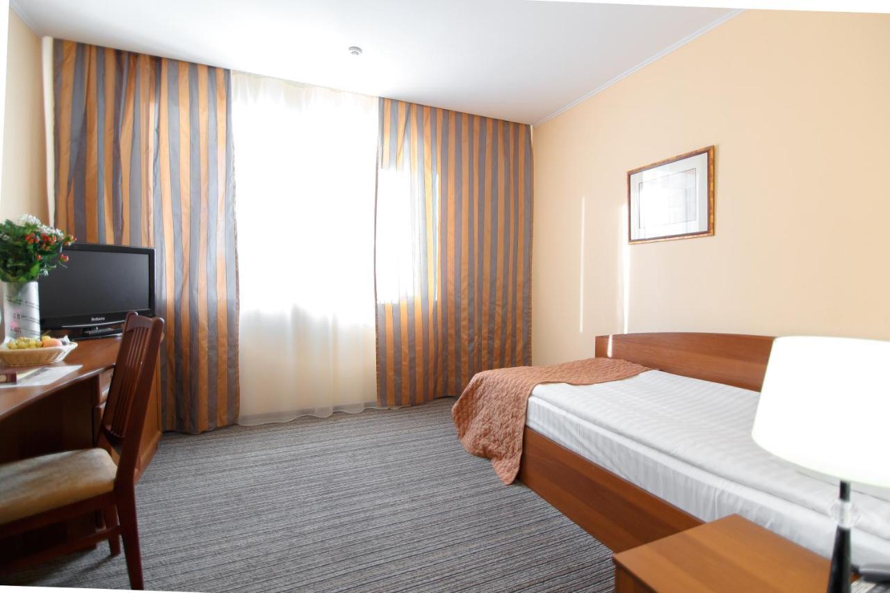 Optima Kropyvnytskyi Hotel Luaran gambar