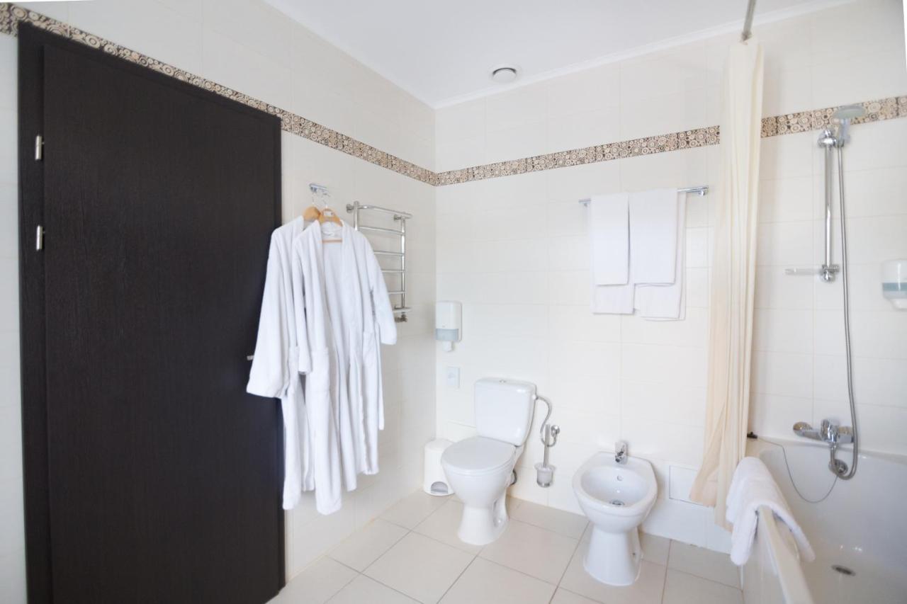 Optima Kropyvnytskyi Hotel Luaran gambar